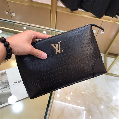 lv clutch bags men's.